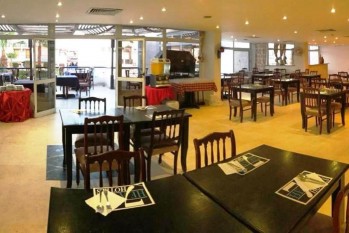 4 أيام فندق سيفن هيفن