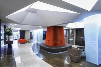 4 أيام فندق كارتون